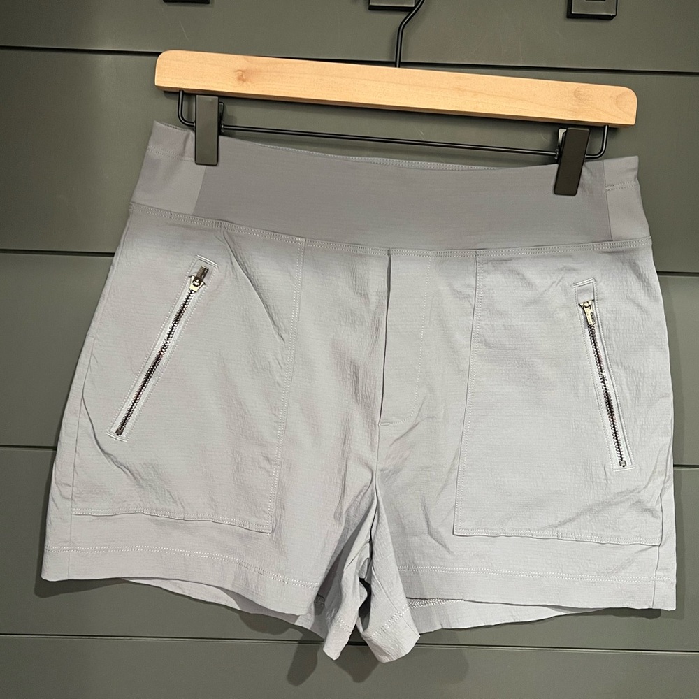 Athleta Light Gray Women's Zipper Shorts